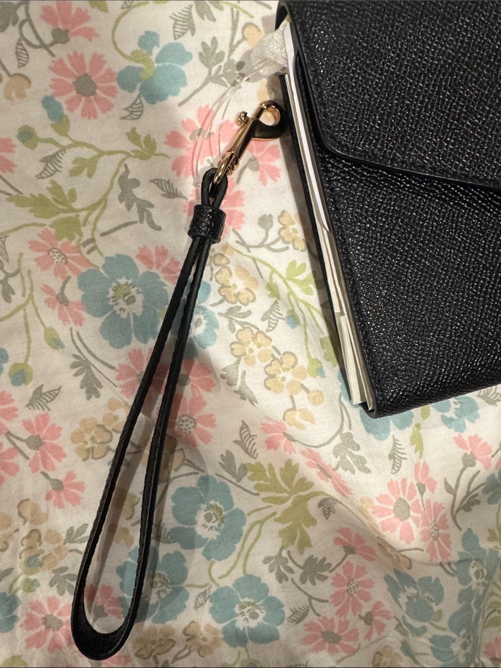 Coach Black Saffiano Leather Envelope Wristlet with Gold Logo - Picture 3 of 6